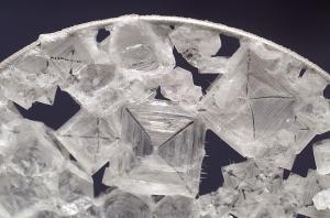 https://commons.wikimedia.org/wiki/File:Close_Up_View_Of_Sodium_Chloride_Crystals.jpg
