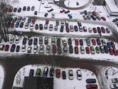 This work has been released into the public domain by its author, Julo.  https://commons.wikimedia.org/wiki/File:Parking_przed_Poltegorem.jpg#filelinks