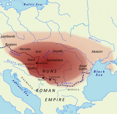 Slovenski Volk / CC BY-SA (https://creativecommons.org/licenses/by-sa/3.0);  https://upload.wikimedia.org/wikipedia/commons/f/f0/Huns450.png